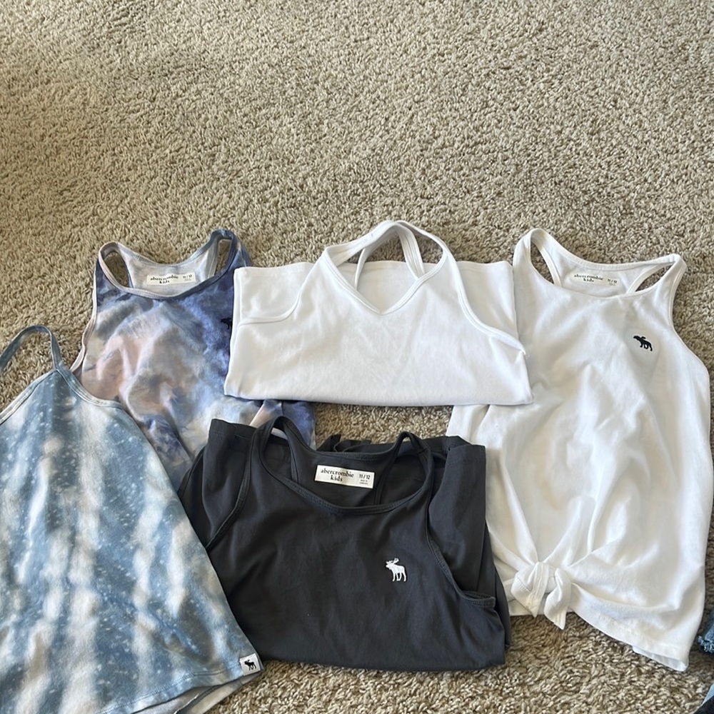 Abercrombie tank top bundle